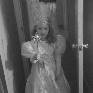 Meet your Posher, Elizabeth